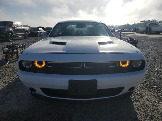 2017 Dodge Challenger SXT