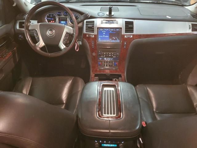 2013 Cadillac Escalade Luxury