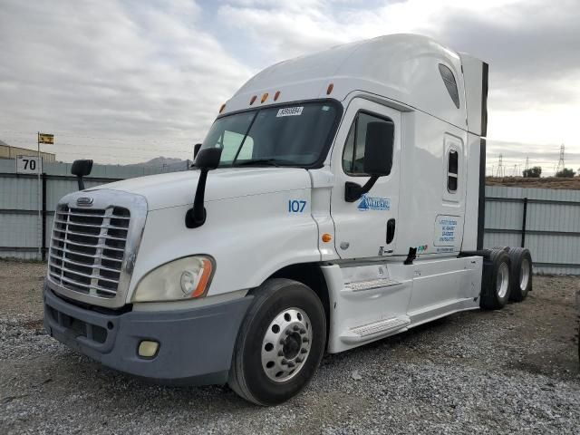 2015 Freightliner Cascadia 125