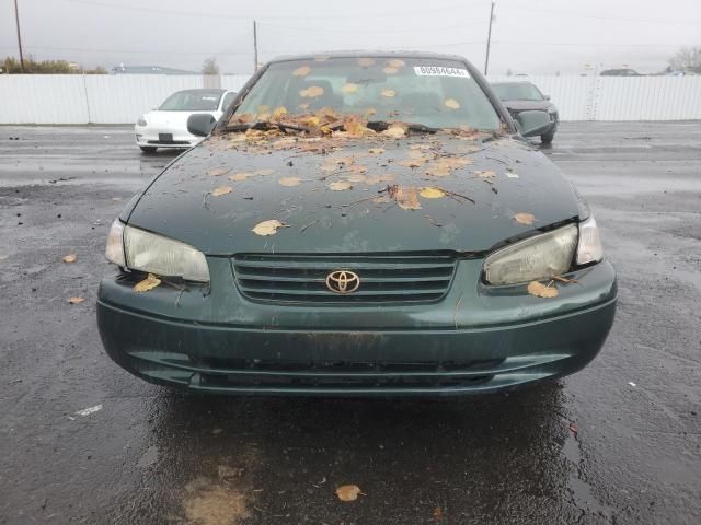 1999 Toyota Camry LE