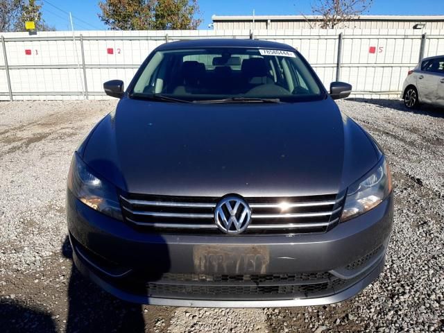 2013 Volkswagen Passat S