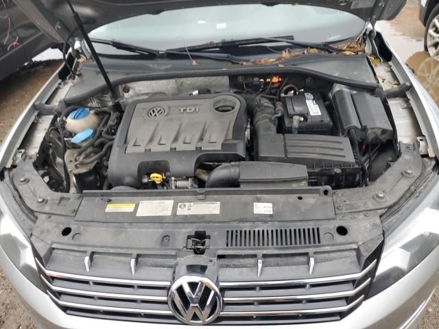 2014 Volkswagen Passat SEL