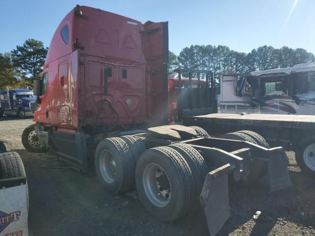 2016 Freightliner Cascadia 125