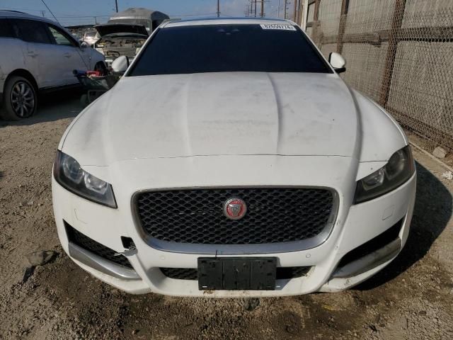 2016 Jaguar XF Prestige