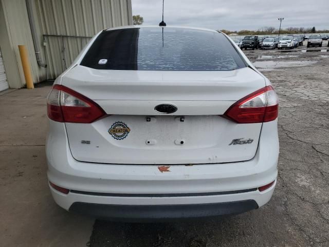 2015 Ford Fiesta SE