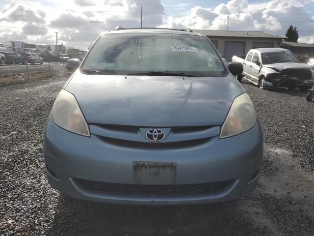 2010 Toyota Sienna CE