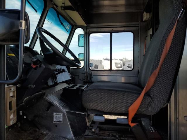 2020 Freightliner Chassis M Line WALK-IN Van