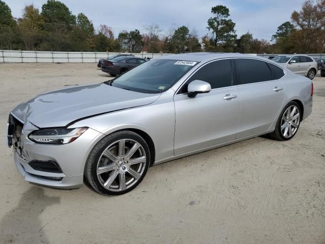 2018 Volvo S90 T5 Momentum