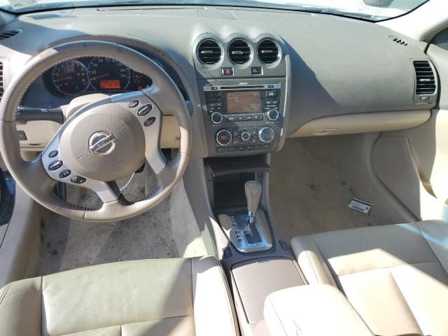 2010 Nissan Altima Base