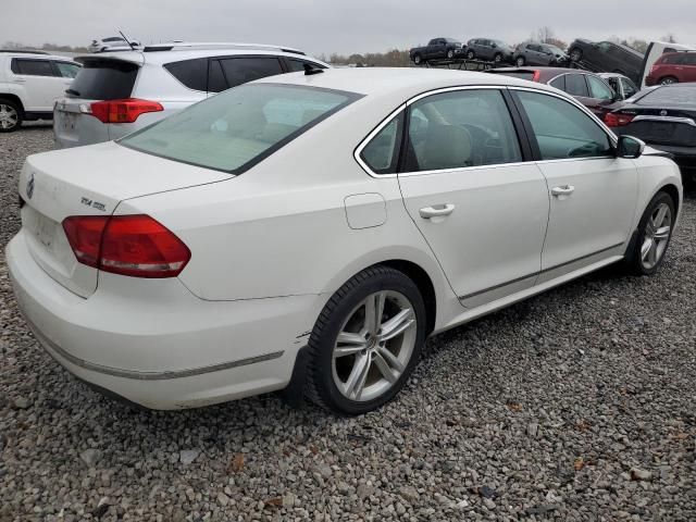 2013 Volkswagen Passat SEL