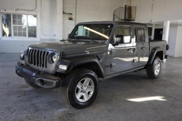 2023 Jeep Gladiator Sport