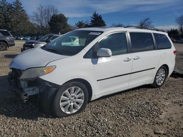 2013 Toyota Sienna XLE