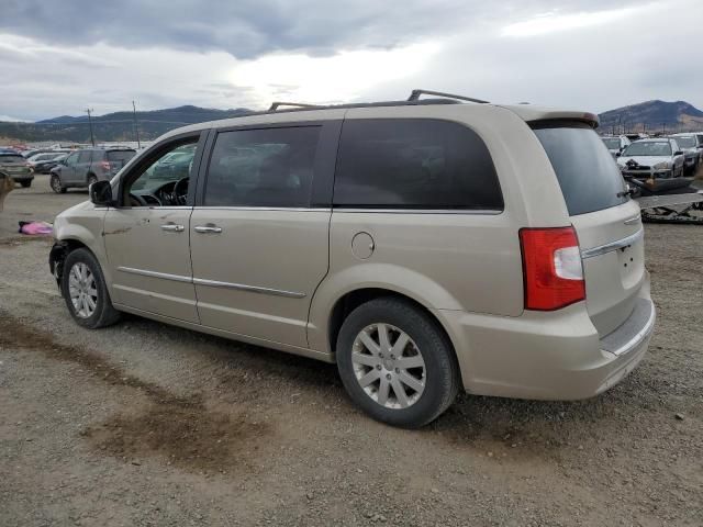 2012 Chrysler Town & Country Touring L