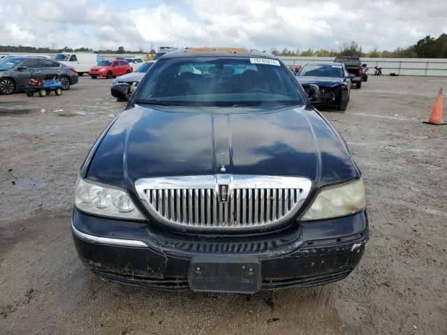 2009 Lincoln Town Car Signature Limited