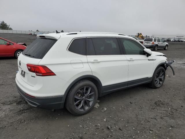 2022 Volkswagen Tiguan SE