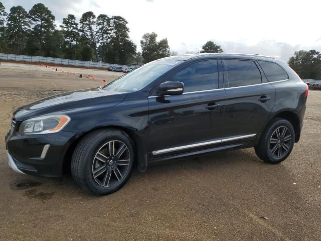 2017 Volvo XC60 T5 Dynamic