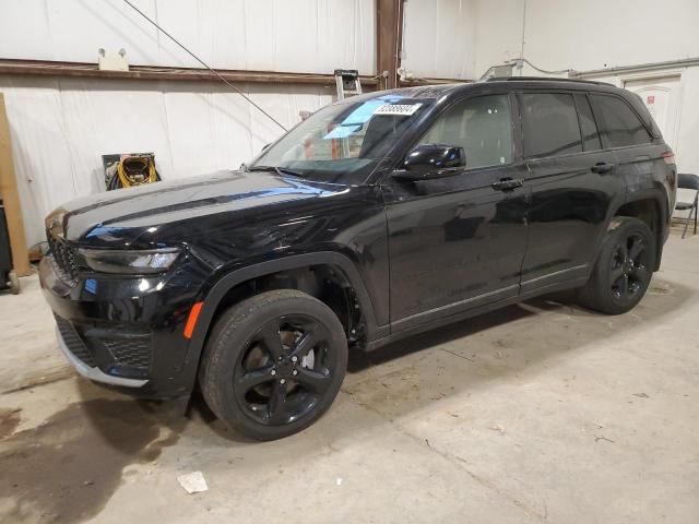 2023 Jeep Grand Cherokee Laredo