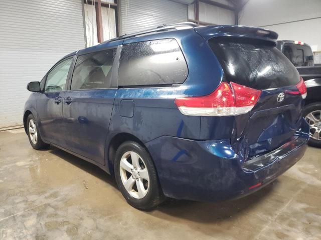 2012 Toyota Sienna LE