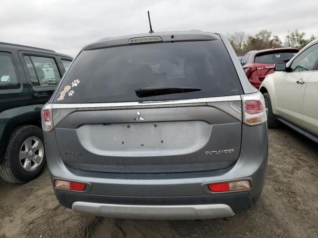 2015 Mitsubishi Outlander SE