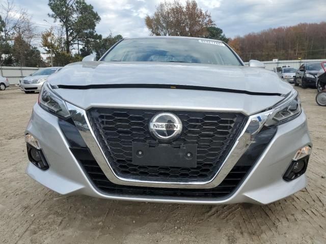 2020 Nissan Altima Platinum