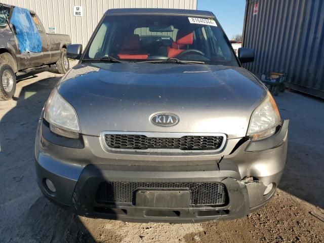 2010 KIA Soul +