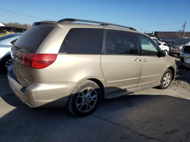 2005 Toyota Sienna XLE