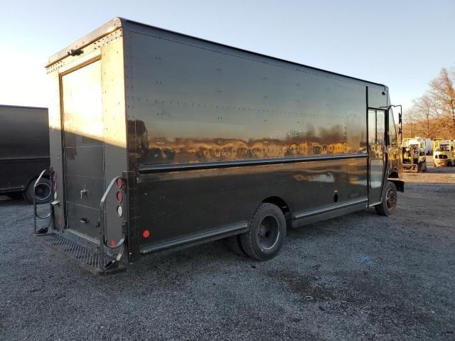 2009 Freightliner Chassis M Line WALK-IN Van