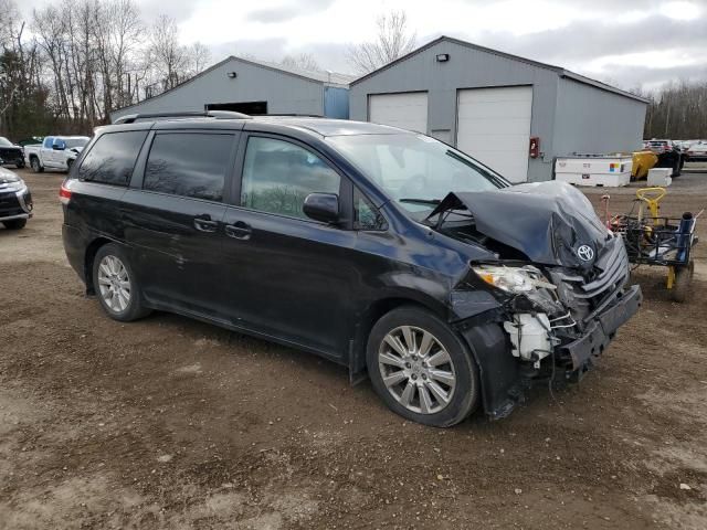 2012 Toyota Sienna XLE