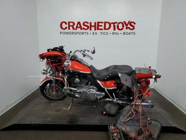 2012 Harley-Davidson FLHTCUSE7 CVO Ultra Classic Electra Glide