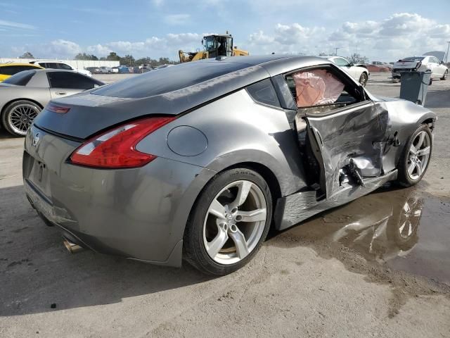 2011 Nissan 370Z Base