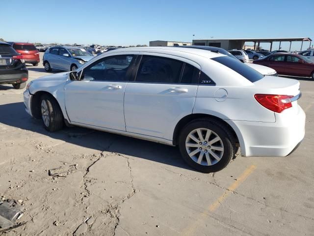 2012 Chrysler 200 Touring