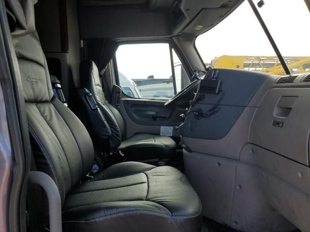 2015 Freightliner Cascadia 125