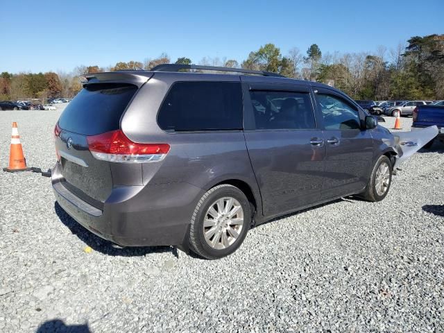 2011 Toyota Sienna XLE