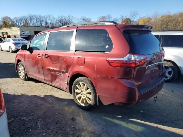 2017 Toyota Sienna XLE