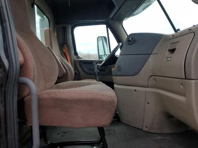 2016 Freightliner Cascadia 125