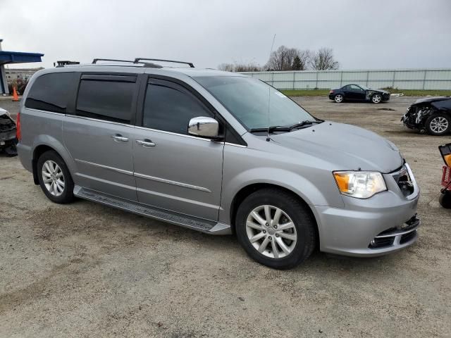 2016 Chrysler Town & Country Limited Platinum