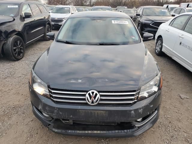 2015 Volkswagen Passat SE