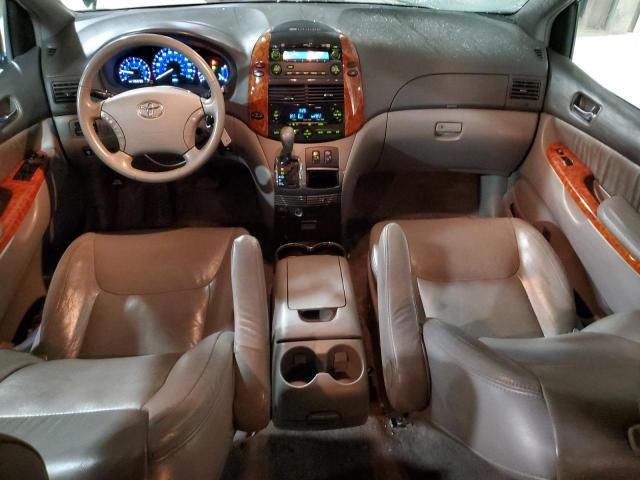 2009 Toyota Sienna XLE