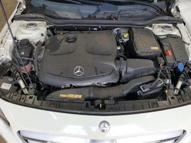 2015 Mercedes-Benz GLA 250