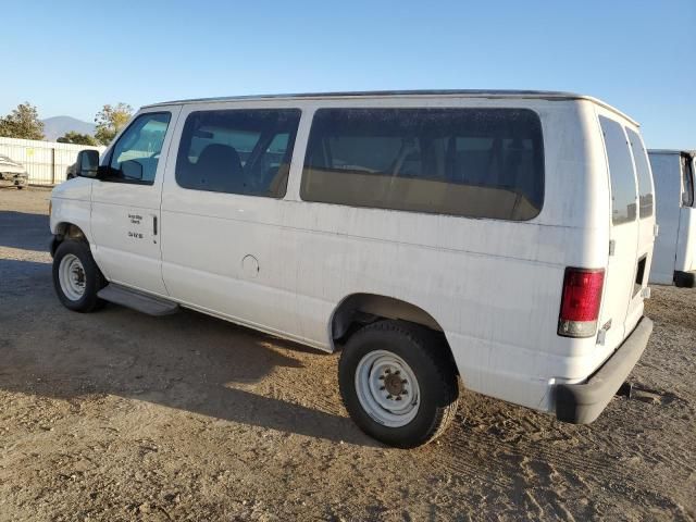 2003 Ford Econoline E350 Super Duty Wagon