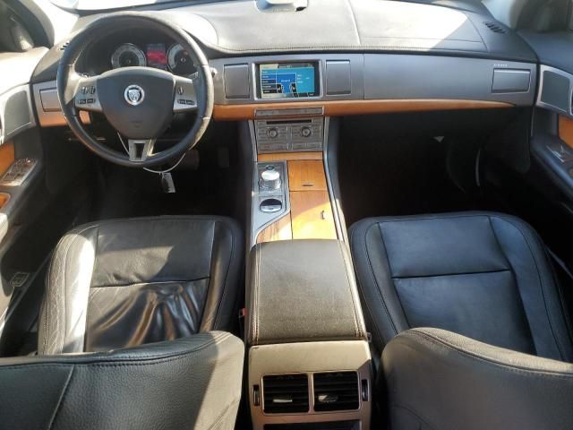 2010 Jaguar XF Luxury