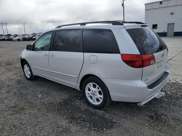 2005 Toyota Sienna XLE