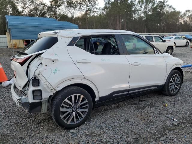 2021 Nissan Kicks SR