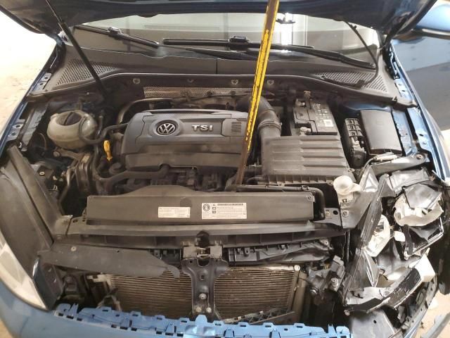 2016 Volkswagen Golf S/SE