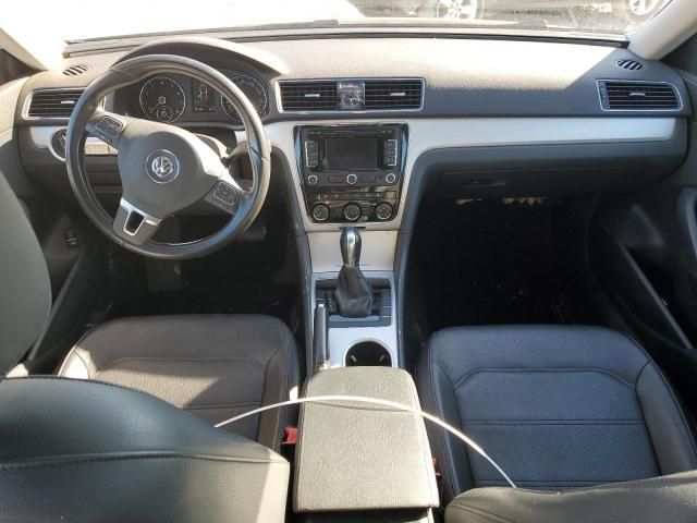 2013 Volkswagen Passat SE