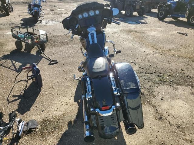 2023 Harley-Davidson Flhx