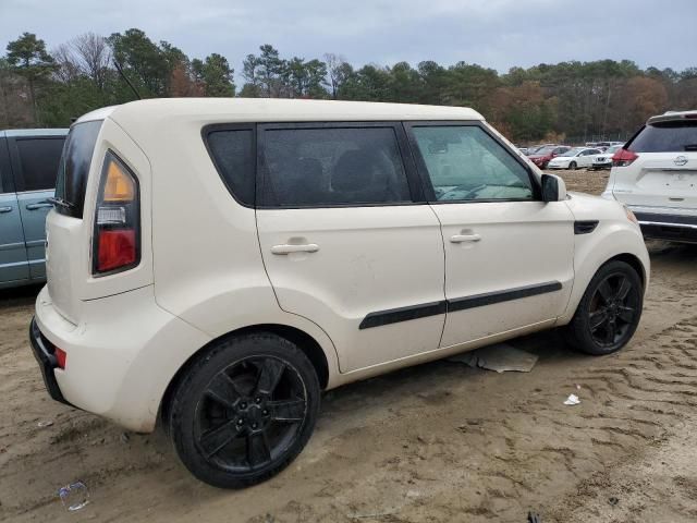 2011 KIA Soul +