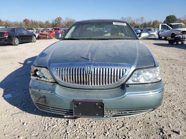 2004 Lincoln Town Car Ultimate