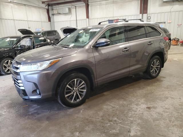 2018 Toyota Highlander SE