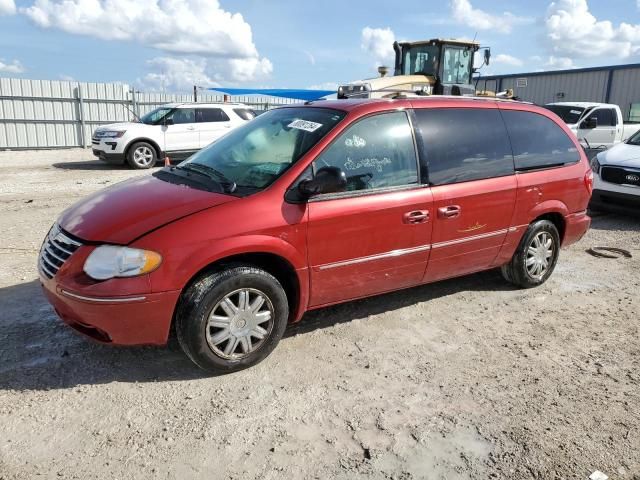 2006 Chrysler Town & Country Limited